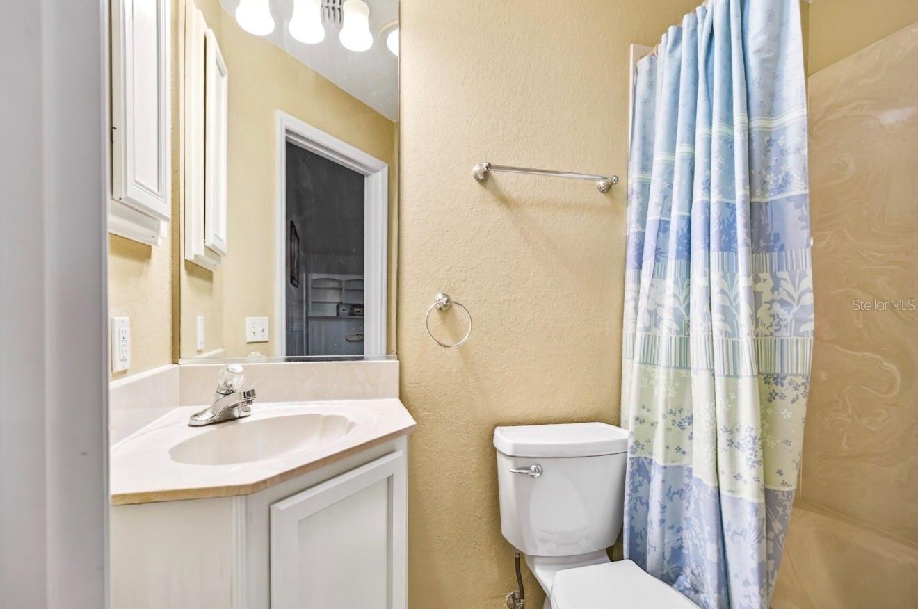 HARBOR SHORES UNIT 01 - Residential