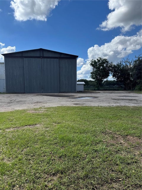 Photo of 15550 Caruthers Road, Dover, FL 33527 (MLS # L4965900)