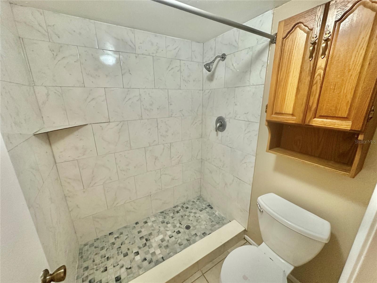 WOODRUFFS SUB FRANK L - Residential Lease