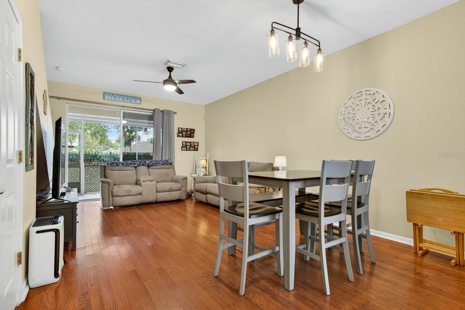 RIVERCREST TWNHMS WEST PHAS - Residential