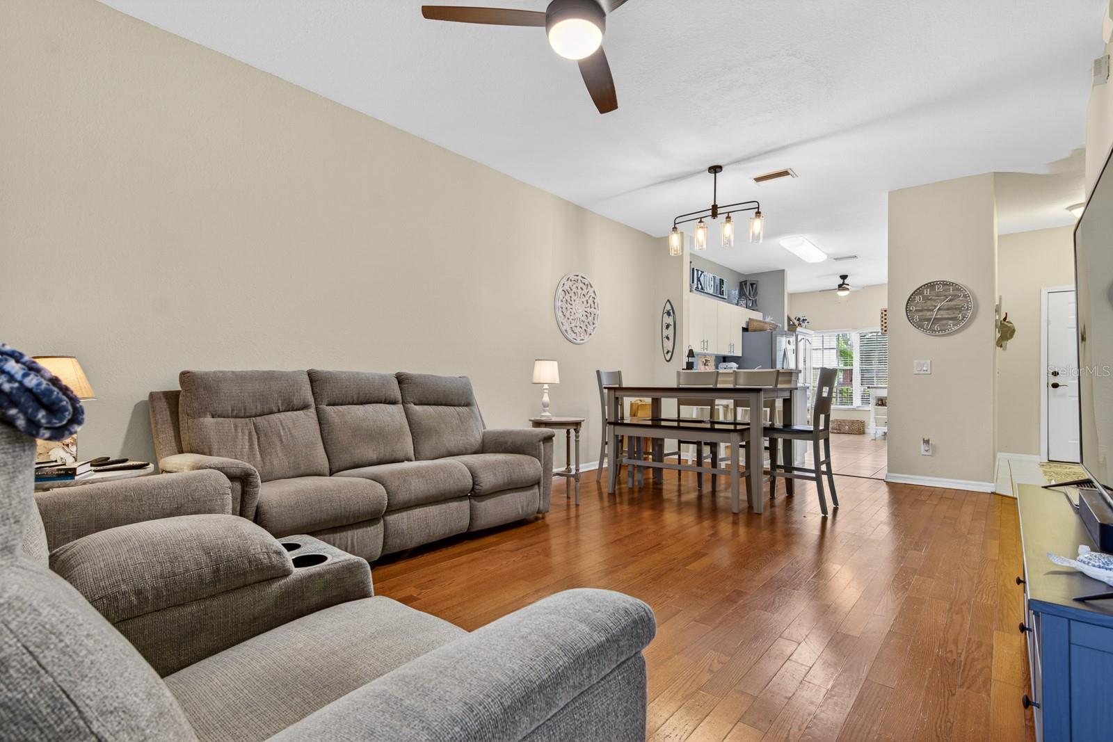 RIVERCREST TWNHMS WEST PHAS - Residential