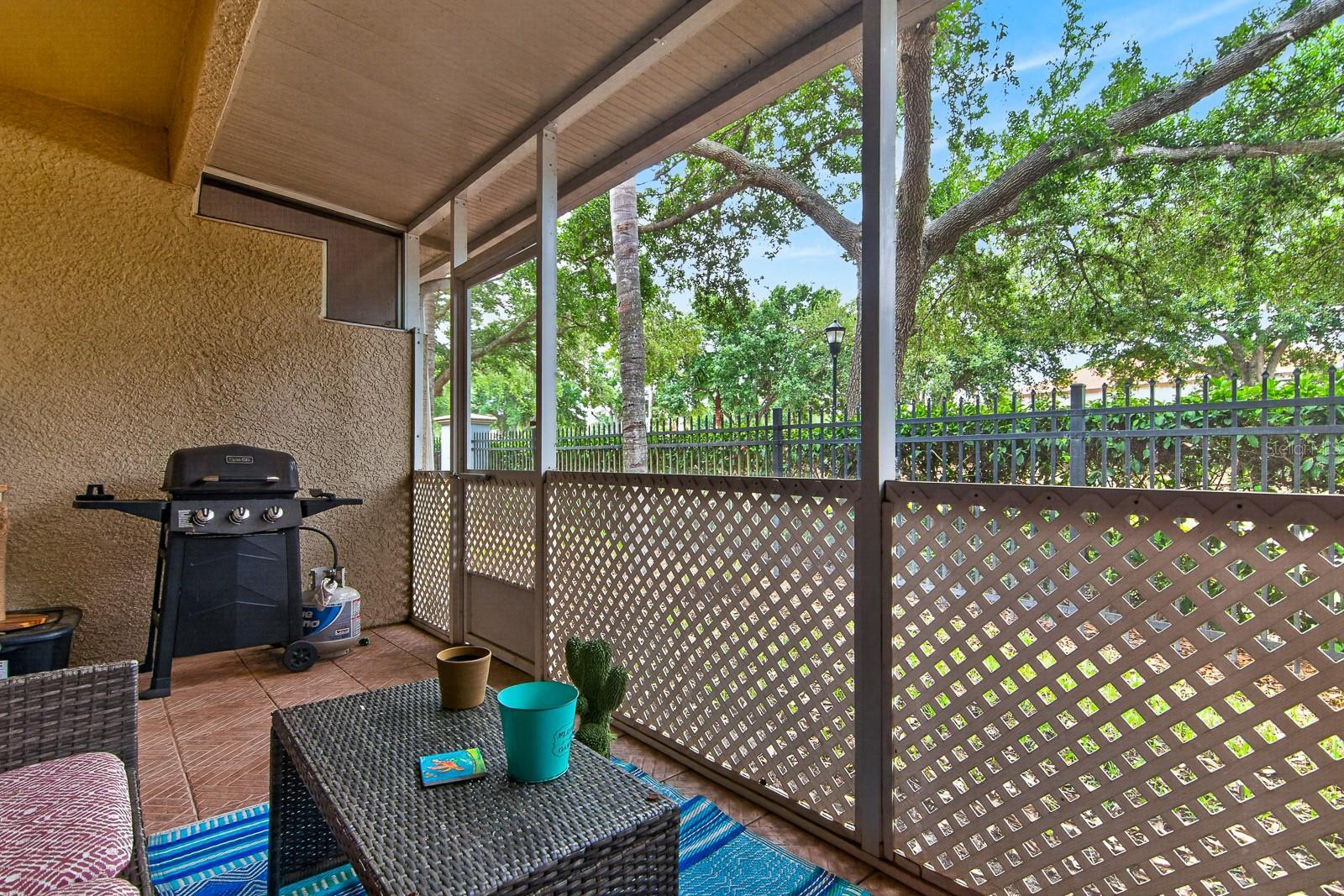 RIVERCREST TWNHMS WEST PHAS - Residential