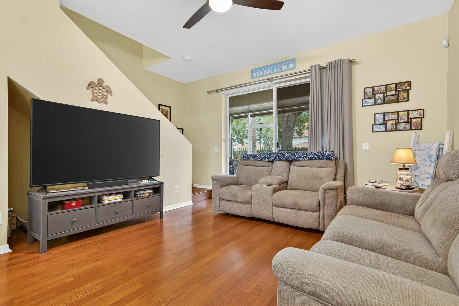 RIVERCREST TWNHMS WEST PHAS - Residential