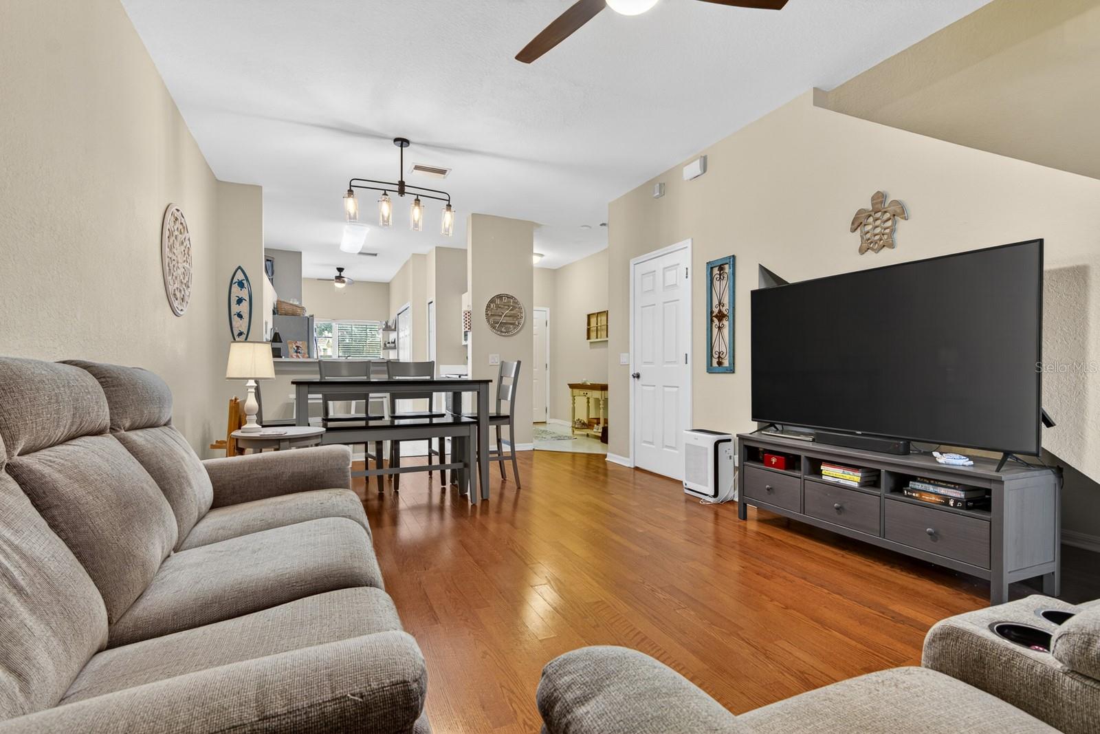 RIVERCREST TWNHMS WEST PHAS - Residential