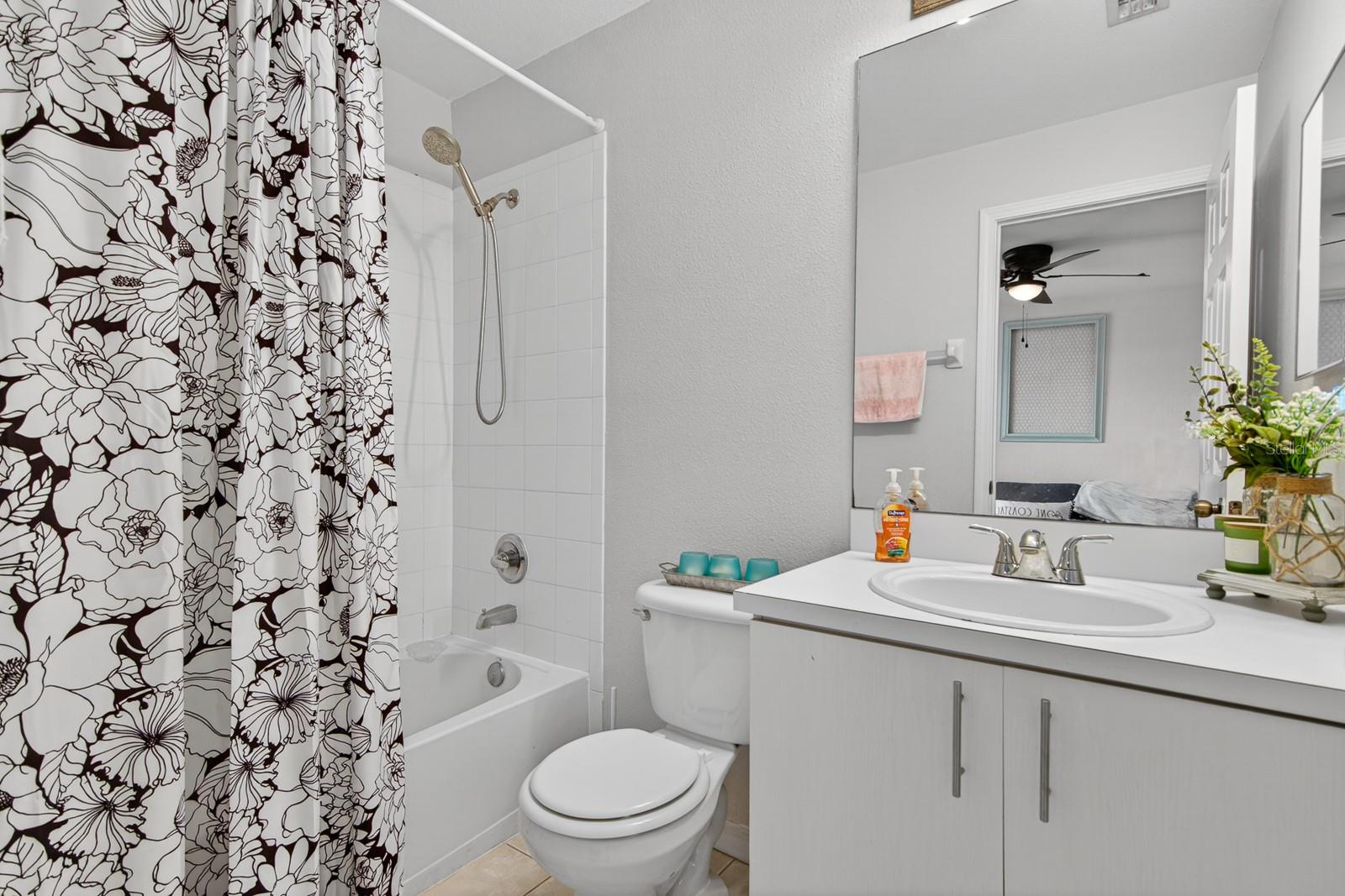 RIVERCREST TWNHMS WEST PHAS - Residential