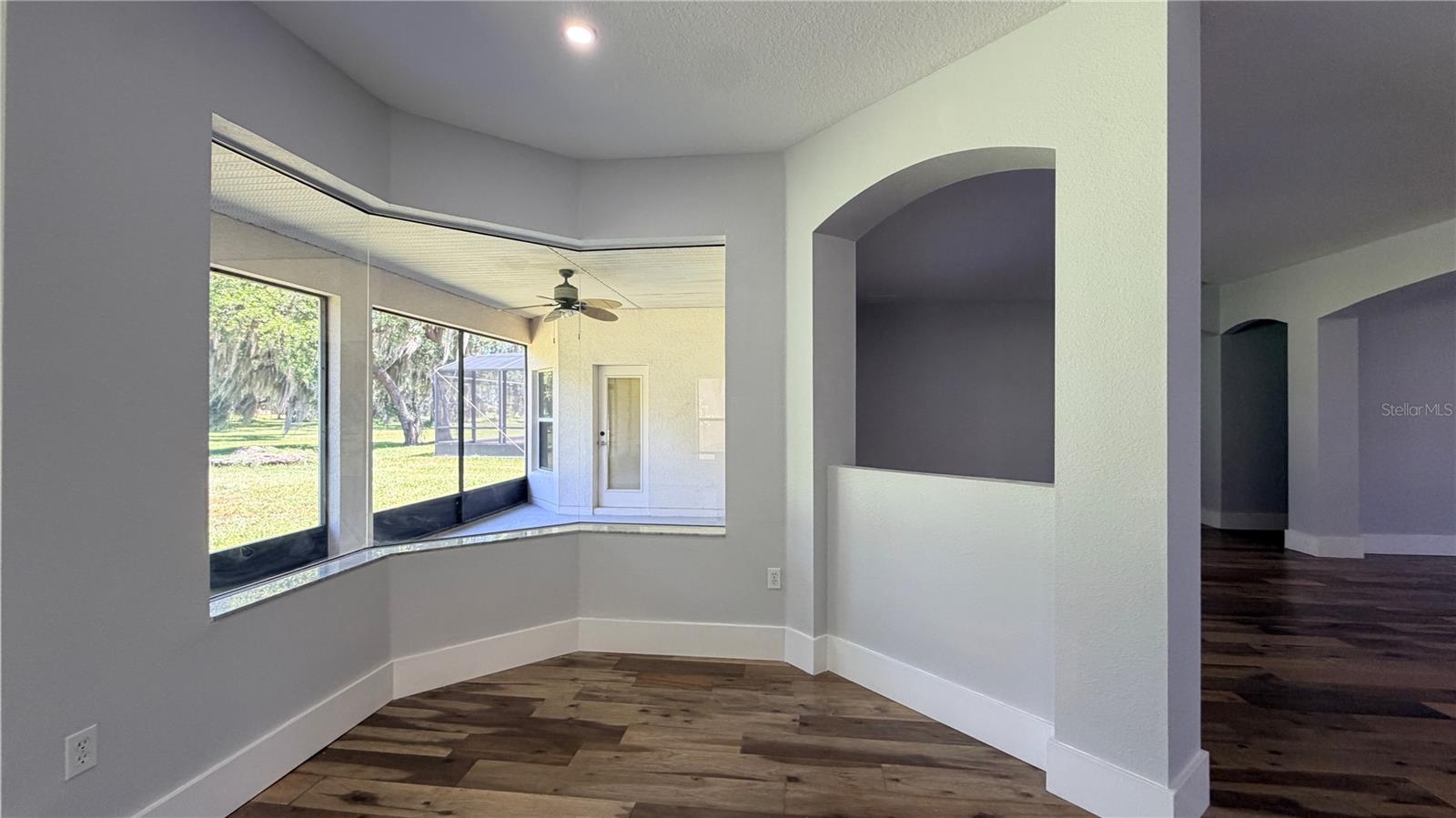 BELLALAGO PH 4P - Residential