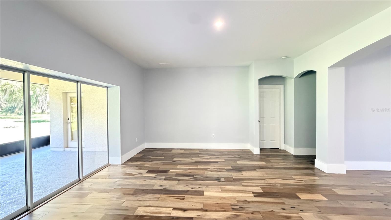 BELLALAGO PH 4P - Residential