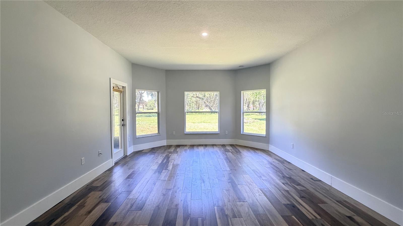 BELLALAGO PH 4P - Residential