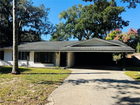 Photo of 240 Cherrywood Drive, Maitland, FL 32751 (MLS # O6360283)