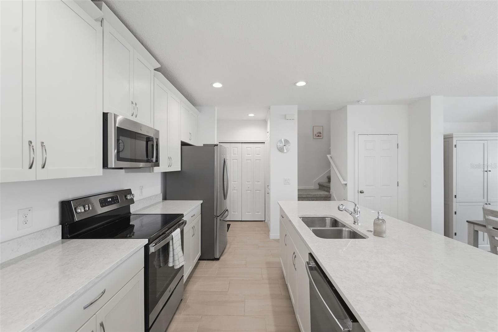 1255 WISPY CYPRESS DRIVE