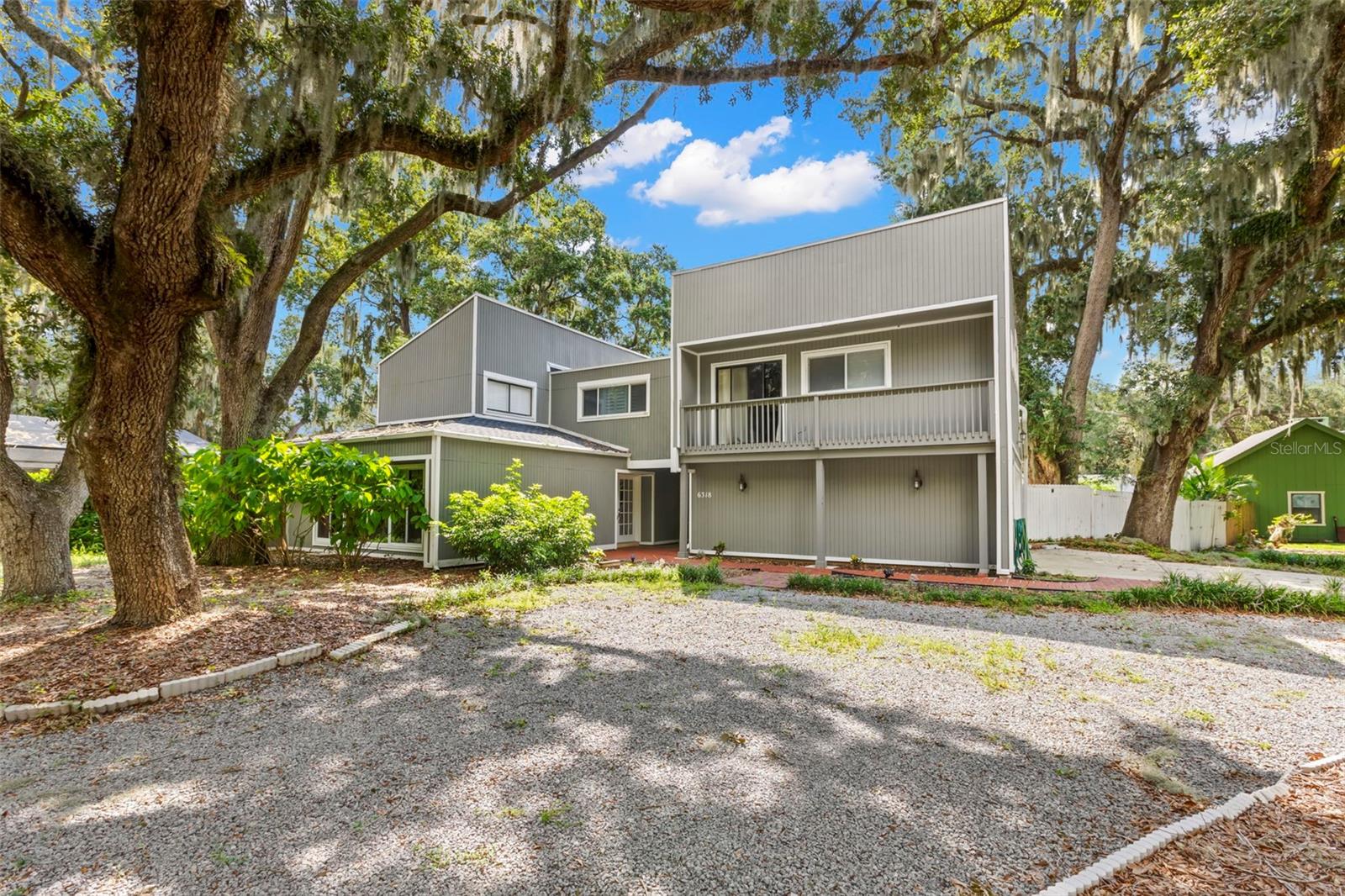 6318 CEDAR LANE
