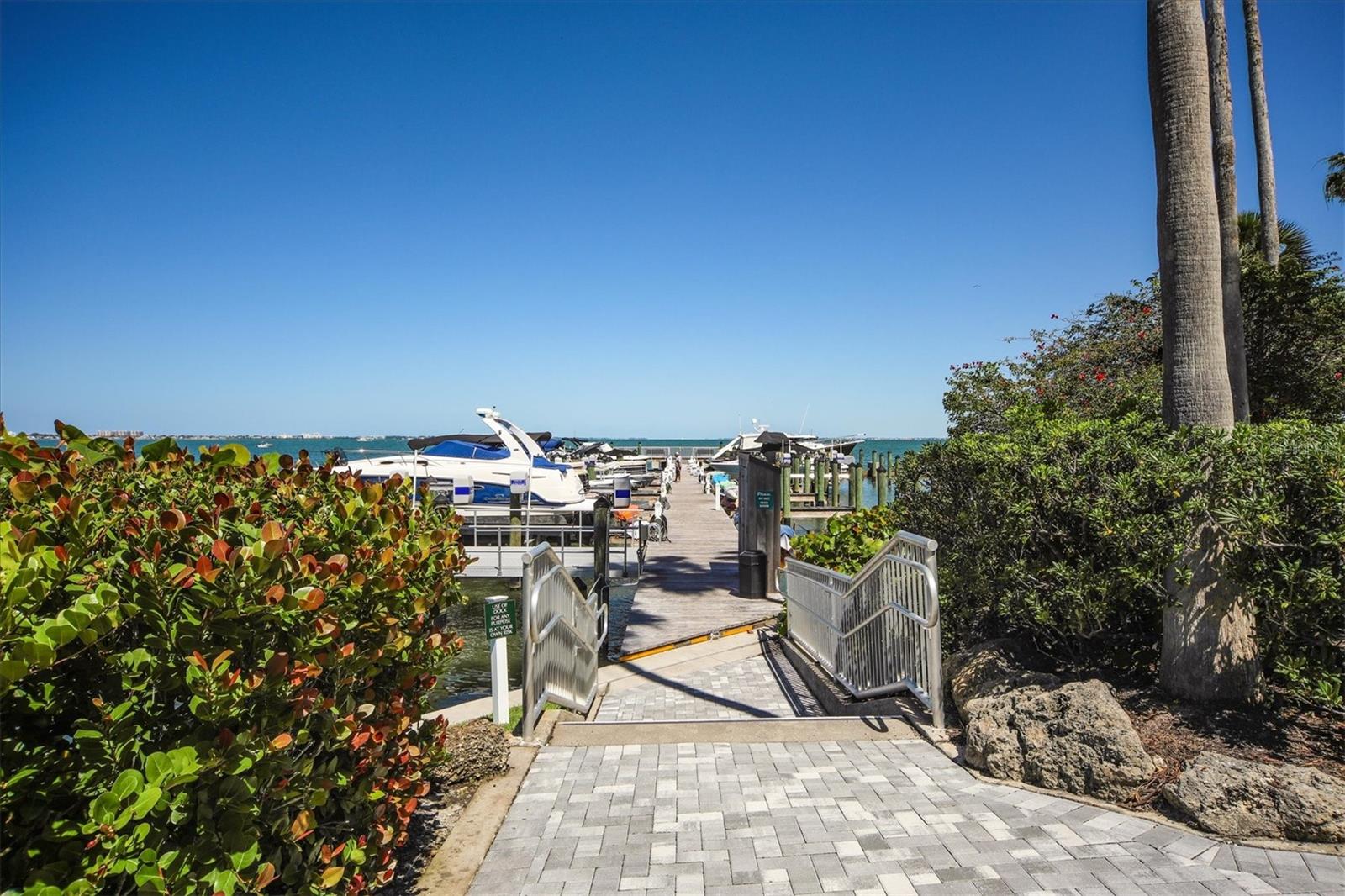 CONDO ON THE BAY - Residential