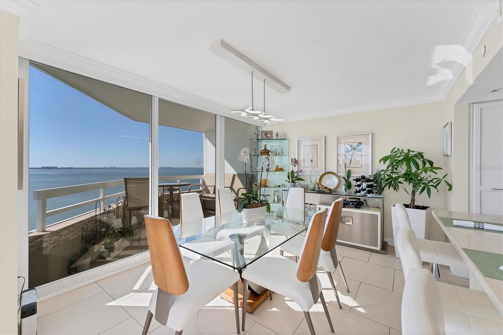 CONDO ON THE BAY - Residential