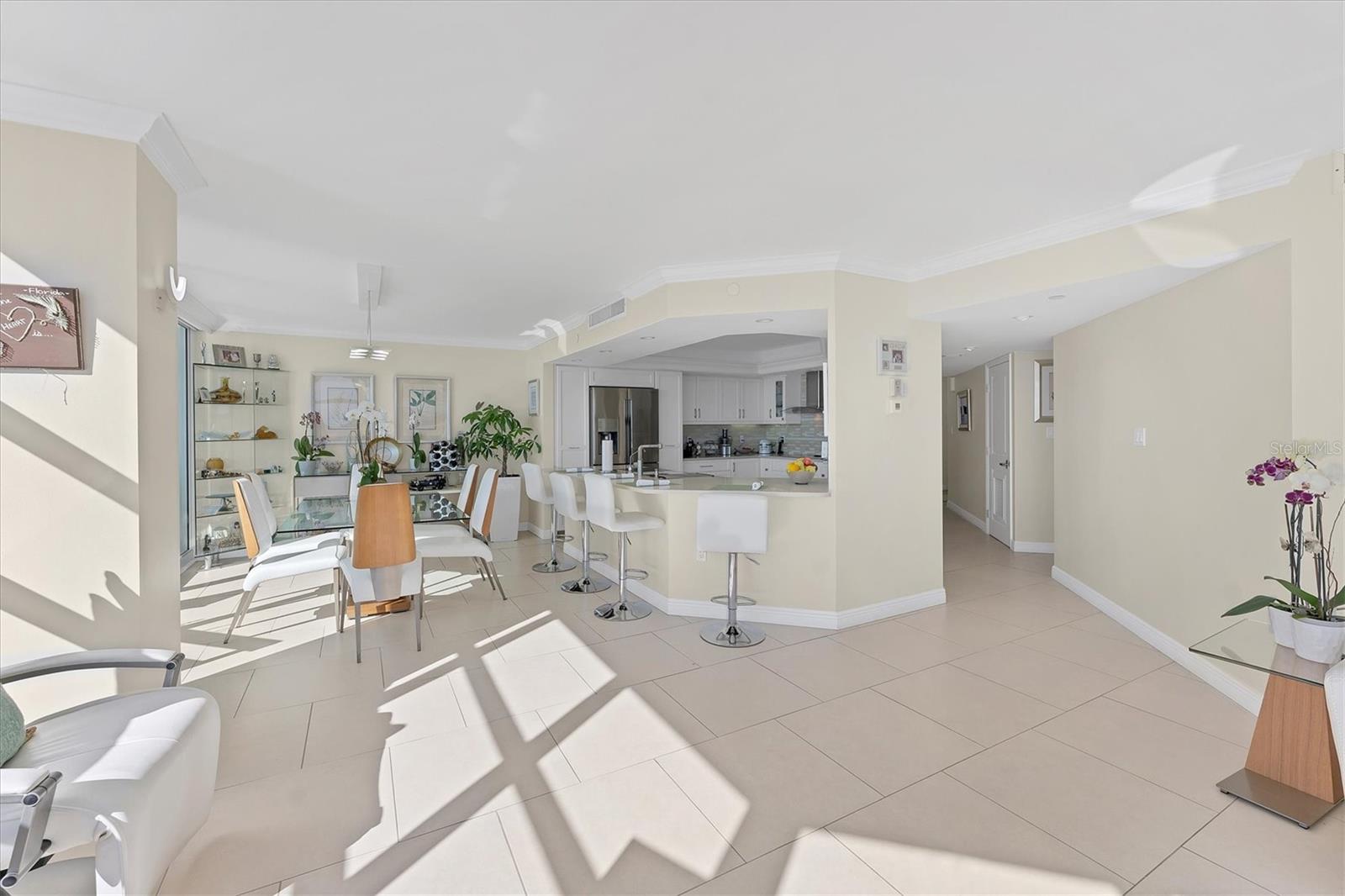 CONDO ON THE BAY - Residential