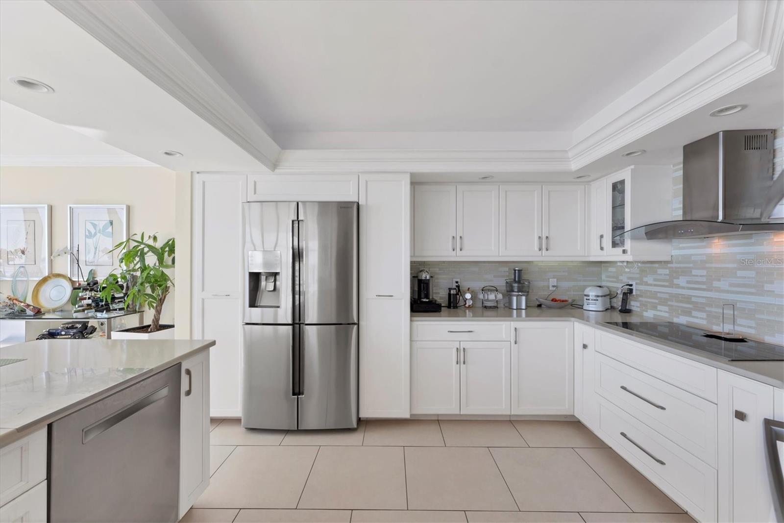 CONDO ON THE BAY - Residential