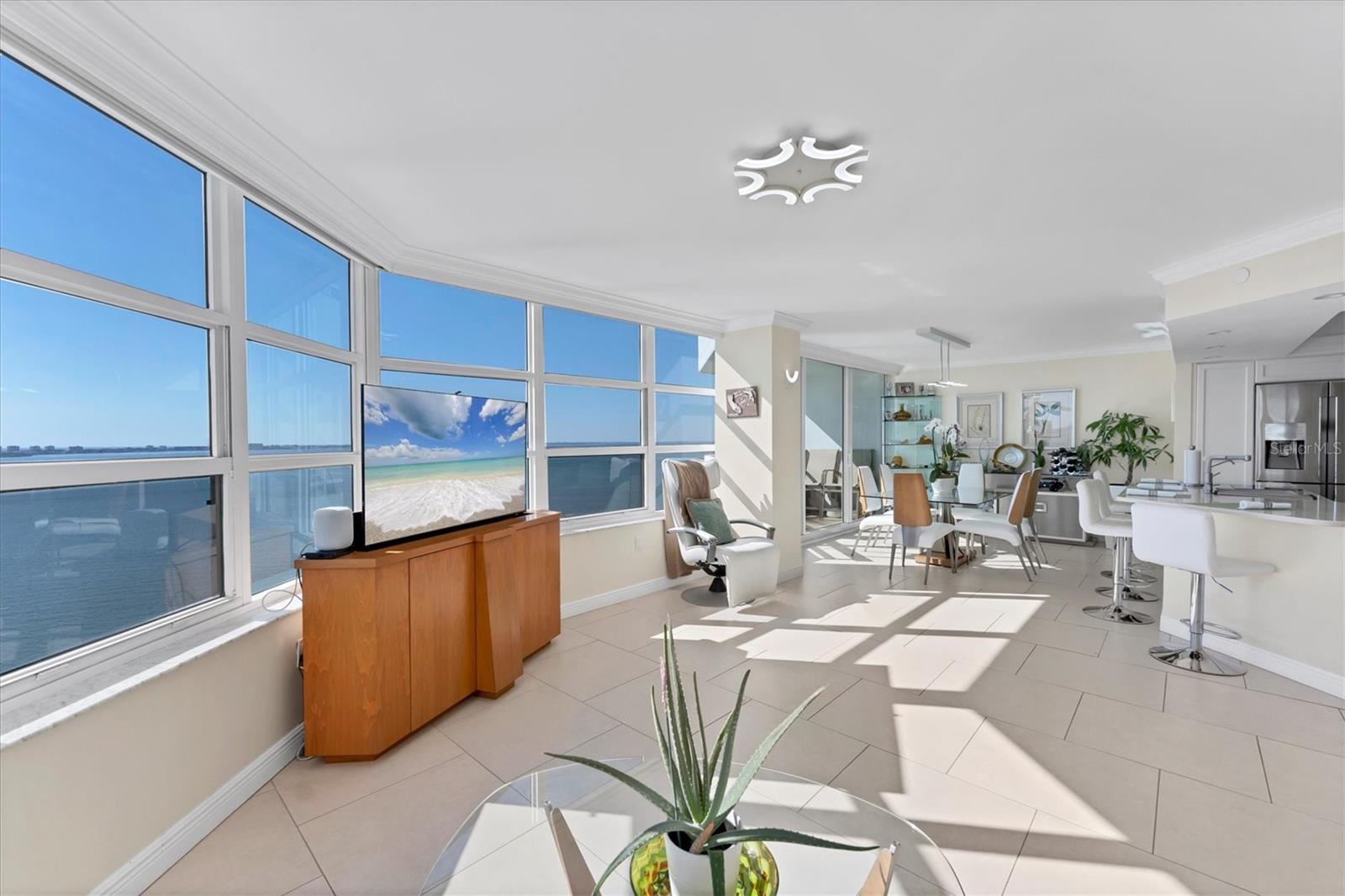 CONDO ON THE BAY - Residential