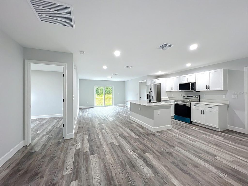 Photo of 527 Marion Oaks Lane, Ocala, FL 34473 (MLS # O6364863)