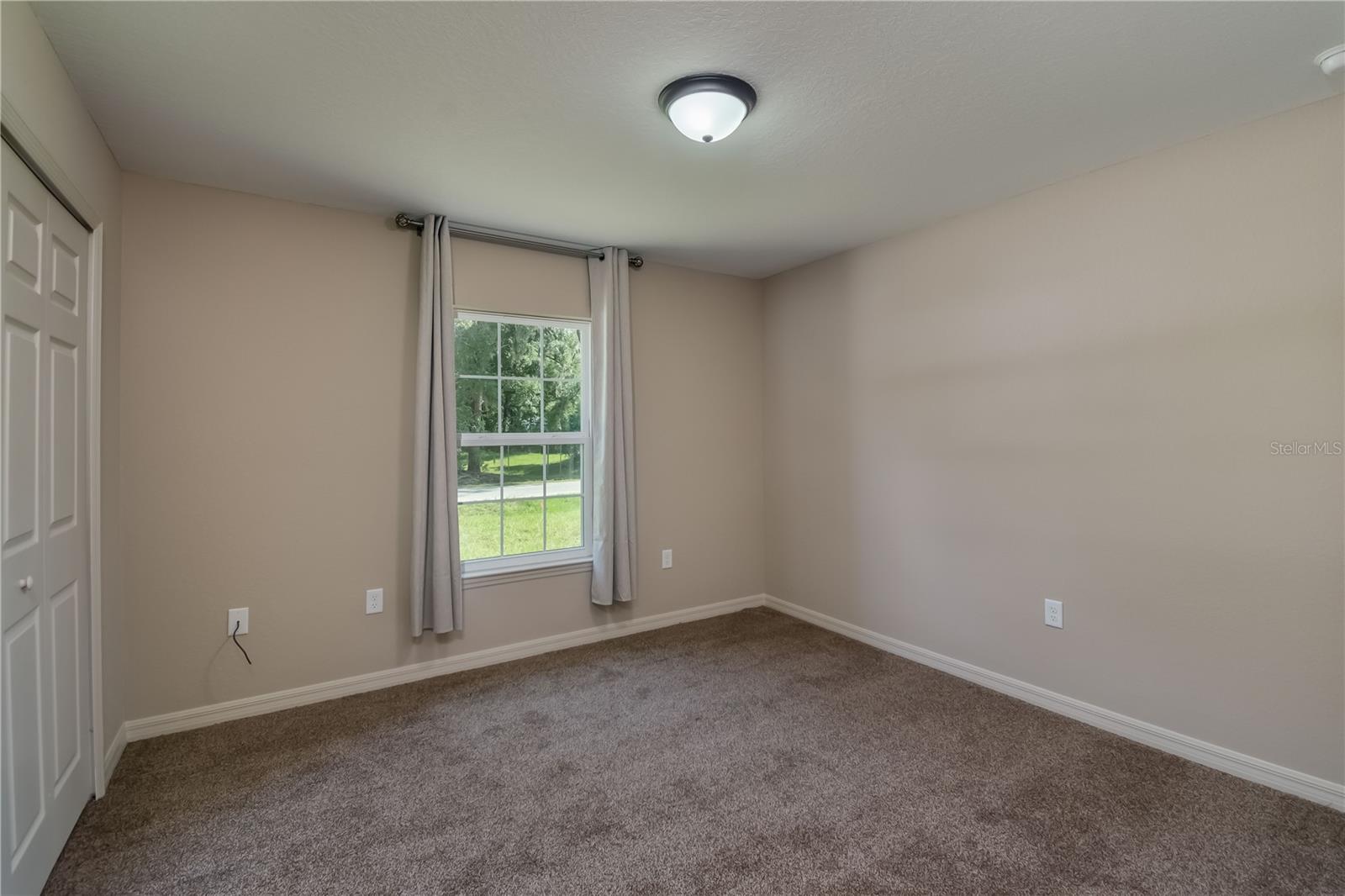 OCALA PARK ESTATE - Residential Lease