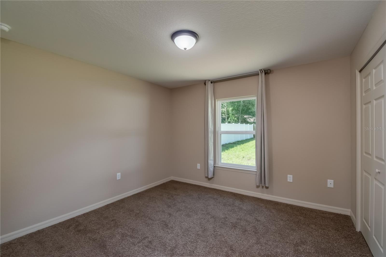 OCALA PARK ESTATE - Residential Lease