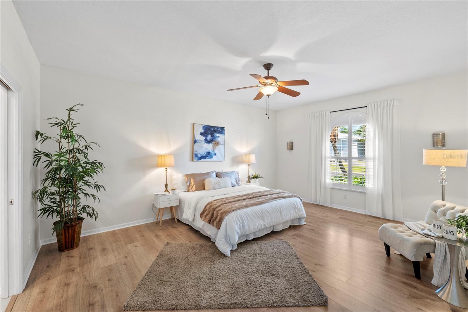 HARCOURT ESTATES - Residential