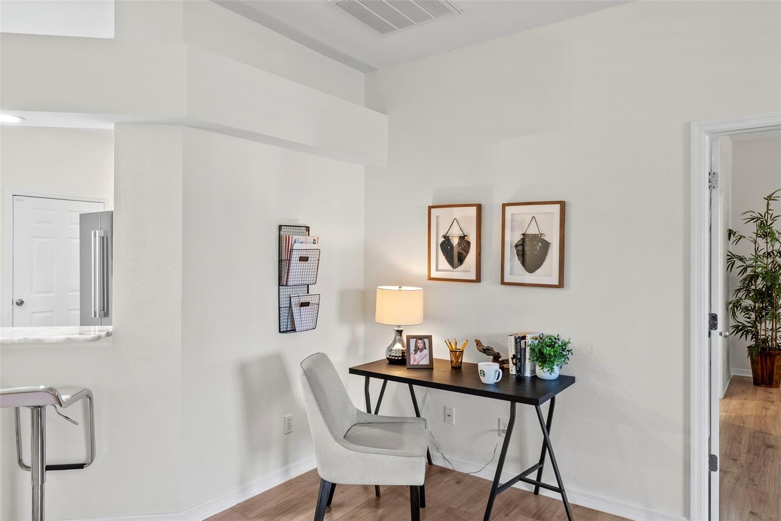 HARCOURT ESTATES - Residential