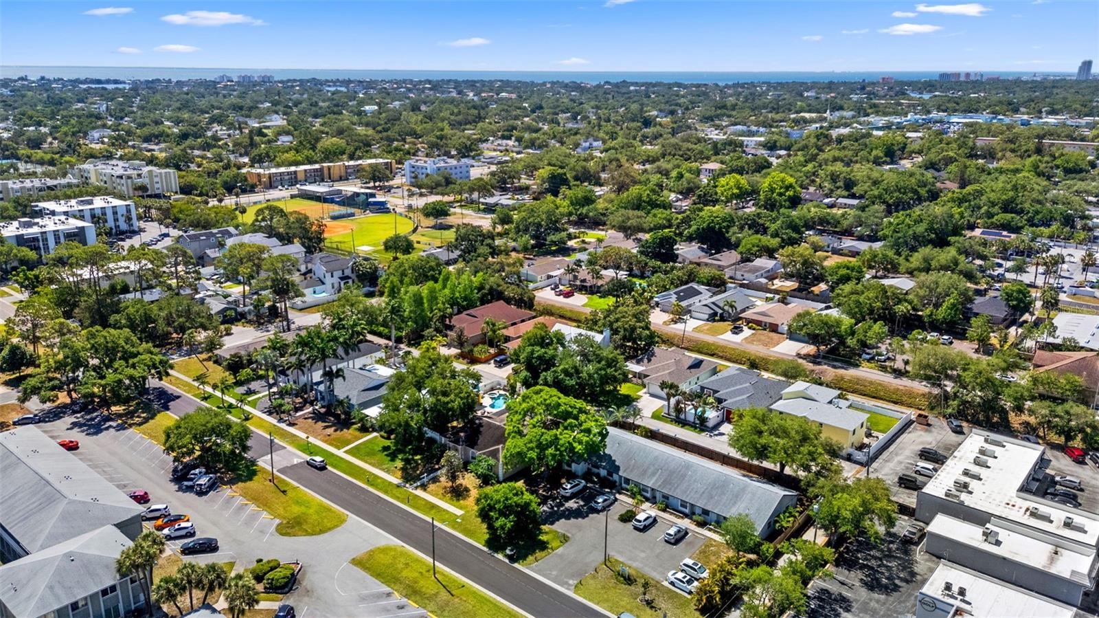 HARCOURT ESTATES - Residential