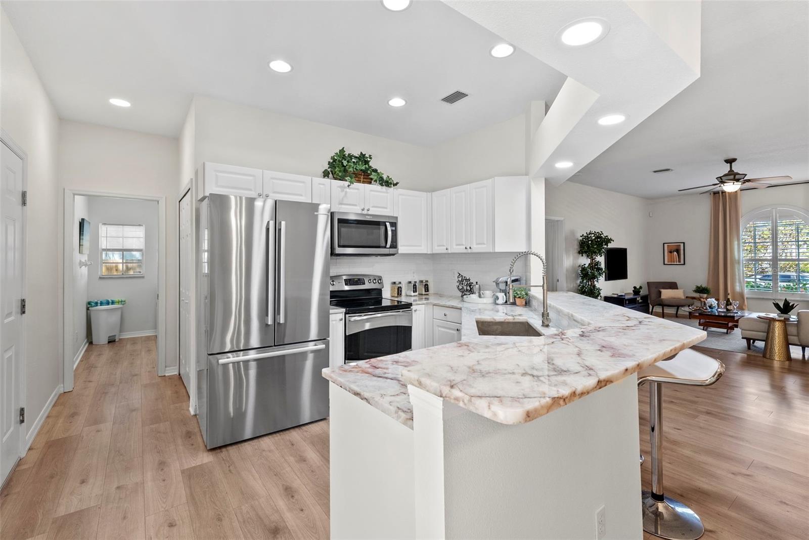 HARCOURT ESTATES - Residential