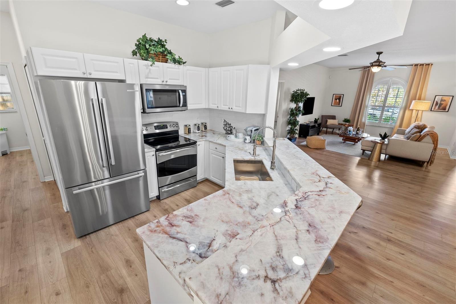 HARCOURT ESTATES - Residential