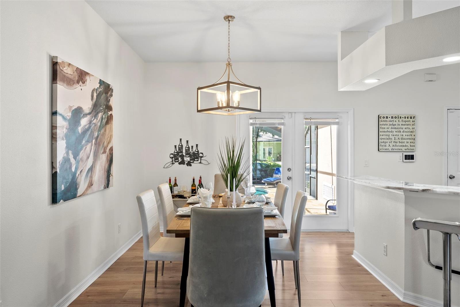 HARCOURT ESTATES - Residential