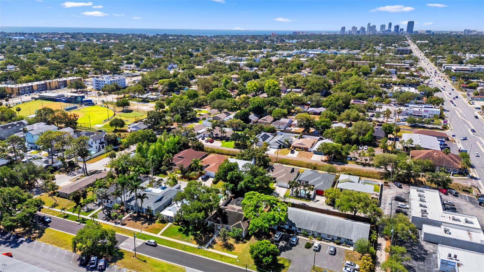 HARCOURT ESTATES - Residential