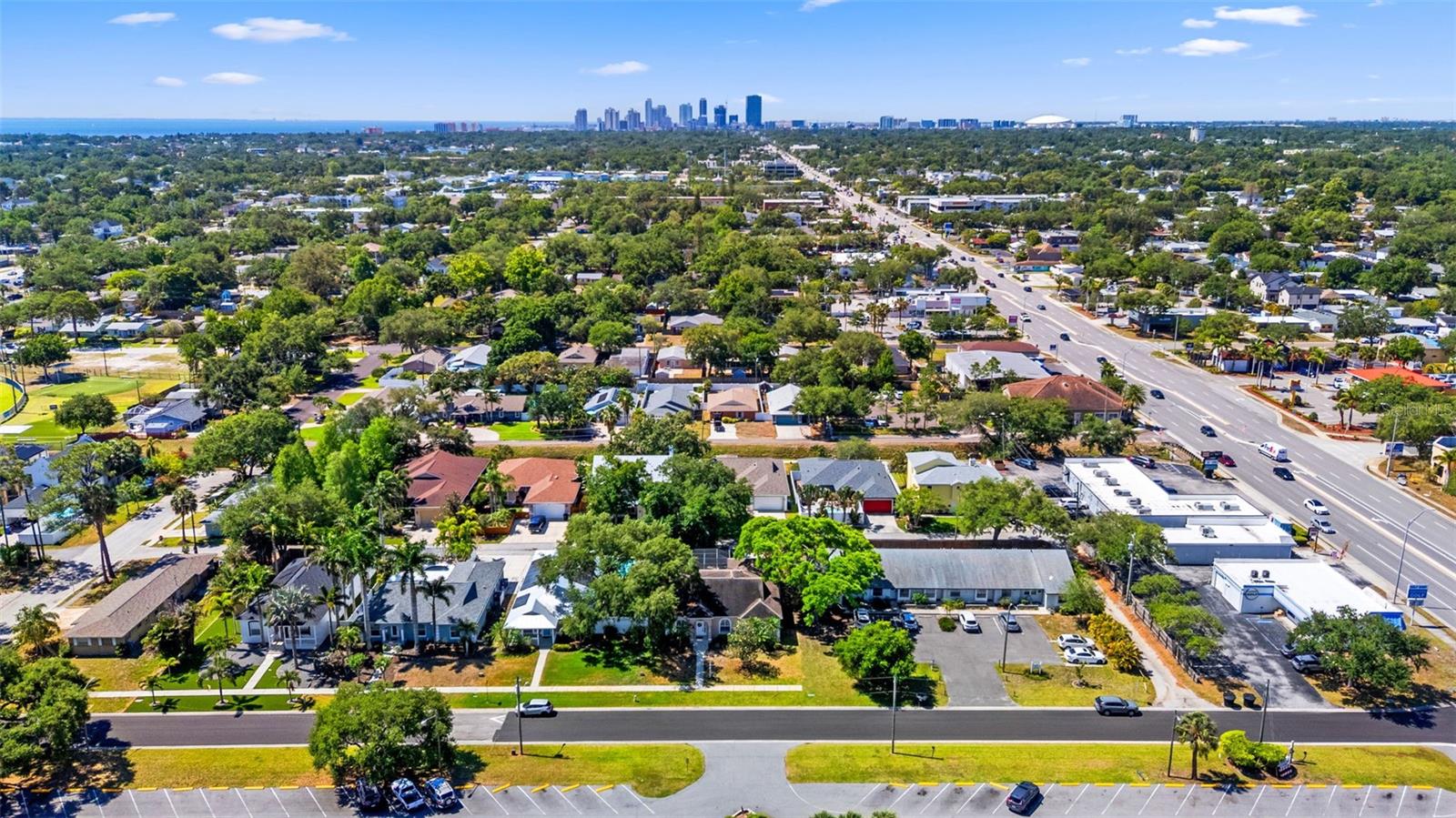 HARCOURT ESTATES - Residential