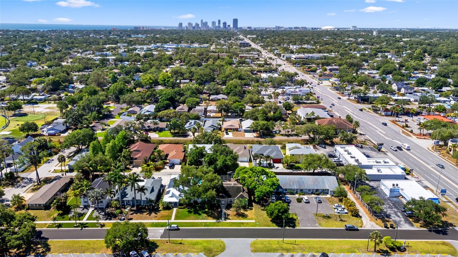 HARCOURT ESTATES - Residential