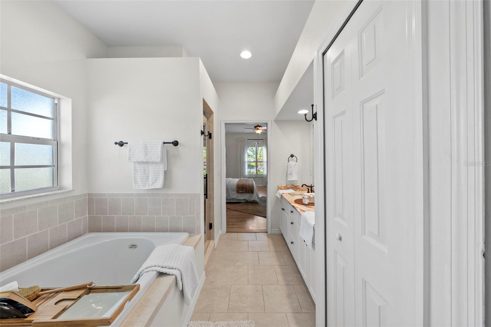 HARCOURT ESTATES - Residential