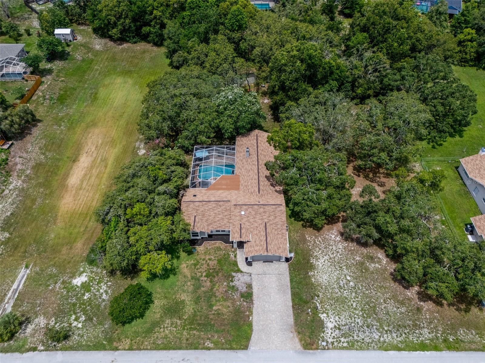 204 OAK LAKE DRIVE