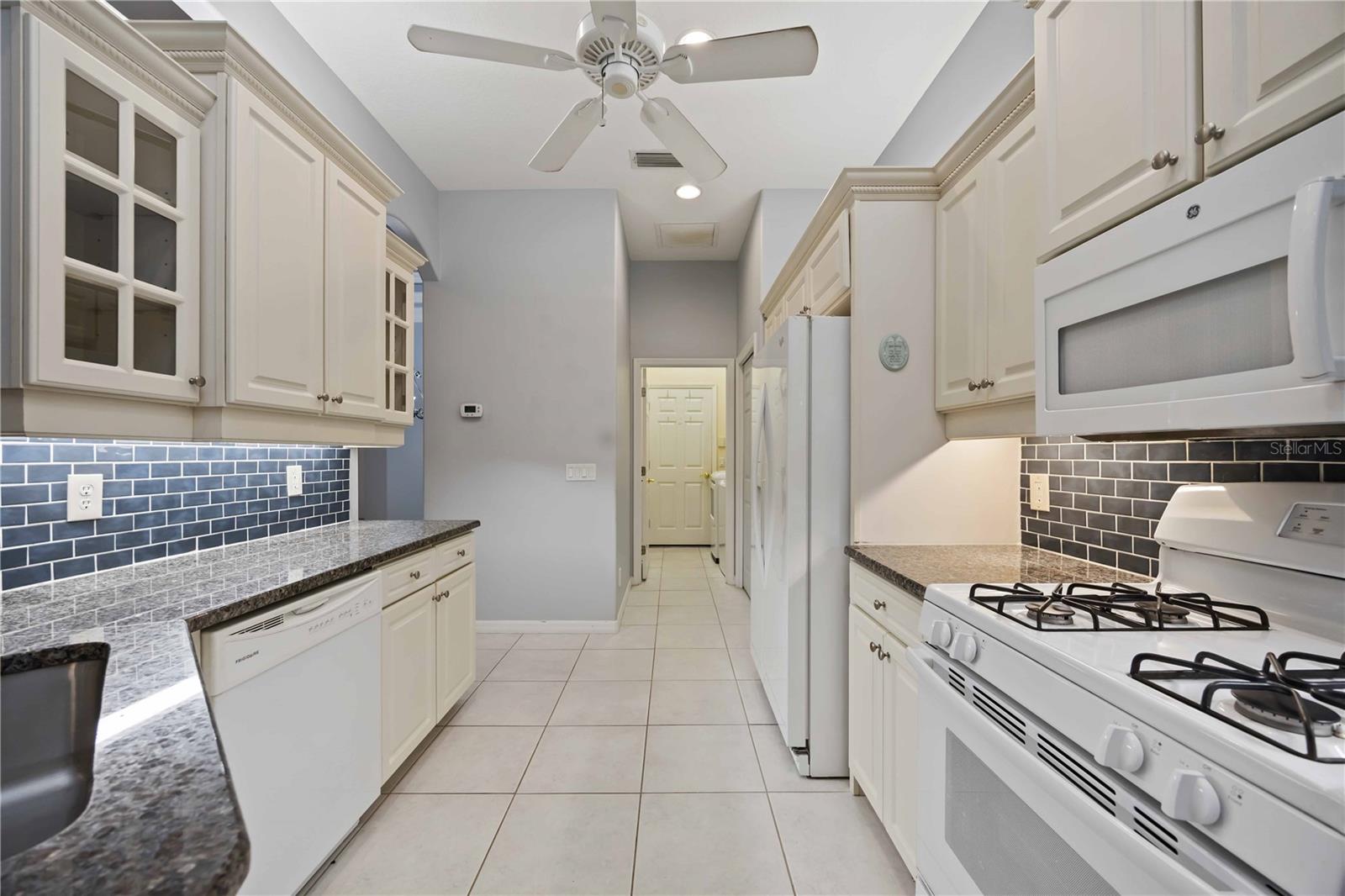 TIMBERLY PH I & II - Residential Lease