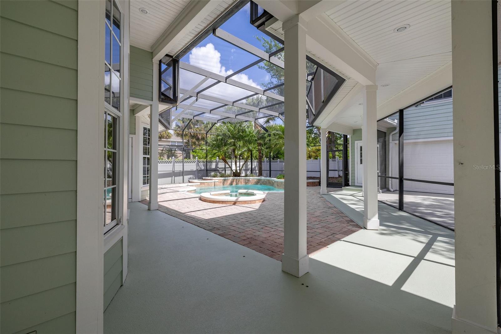 CELEBRATION EAST VILLAGE UNIT 04 - Residential Lease