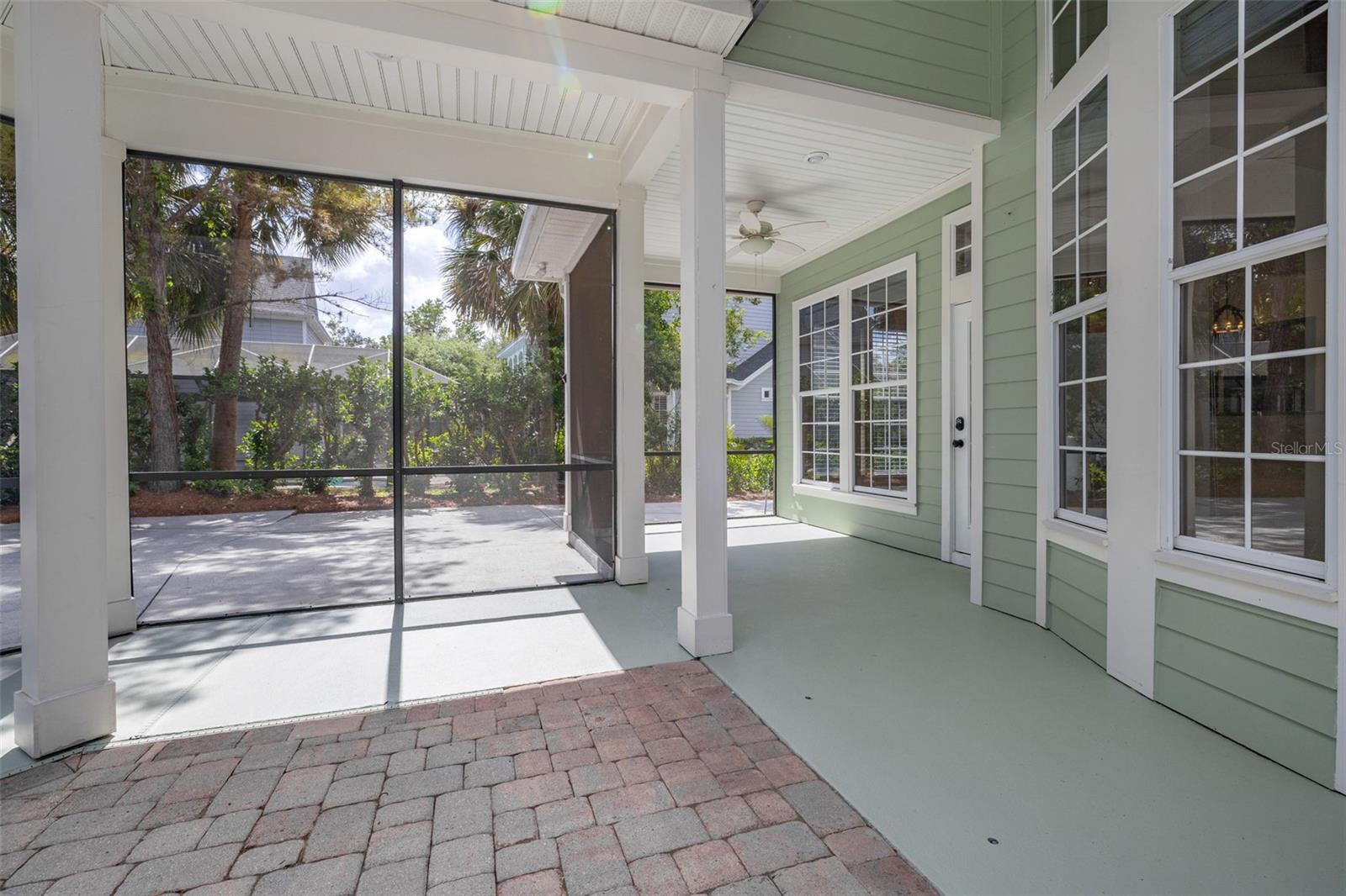 CELEBRATION EAST VILLAGE UNIT 04 - Residential Lease