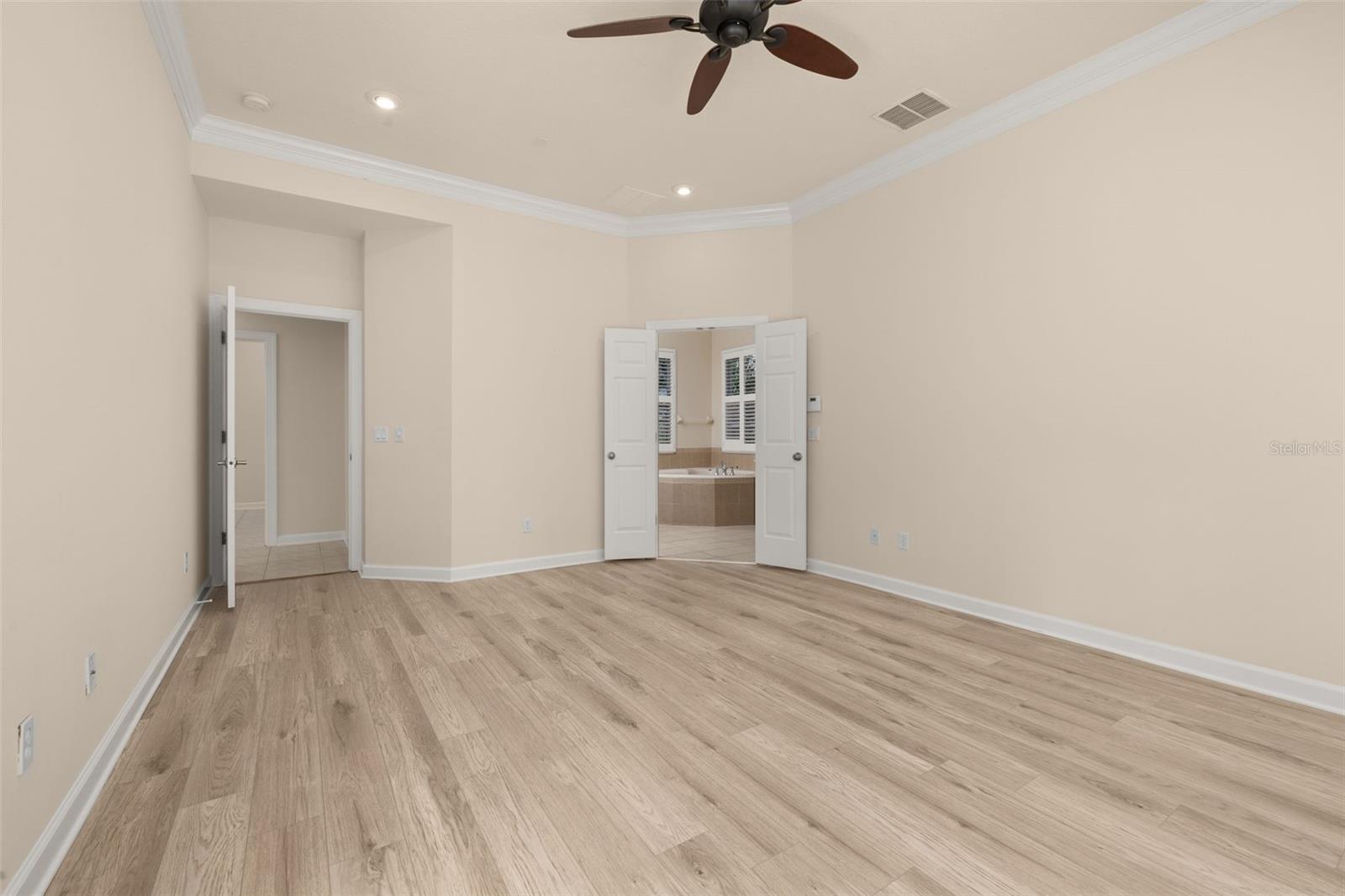 CELEBRATION EAST VILLAGE UNIT 04 - Residential Lease