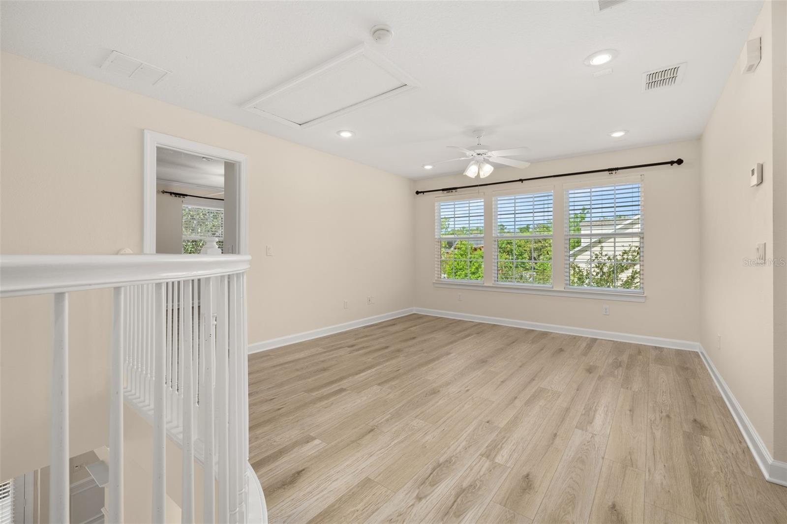 CELEBRATION EAST VILLAGE UNIT 04 - Residential Lease