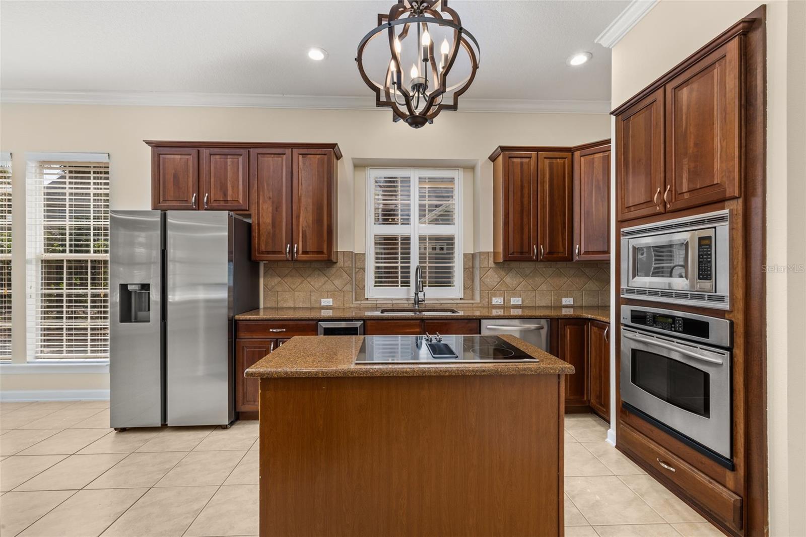 CELEBRATION EAST VILLAGE UNIT 04 - Residential Lease
