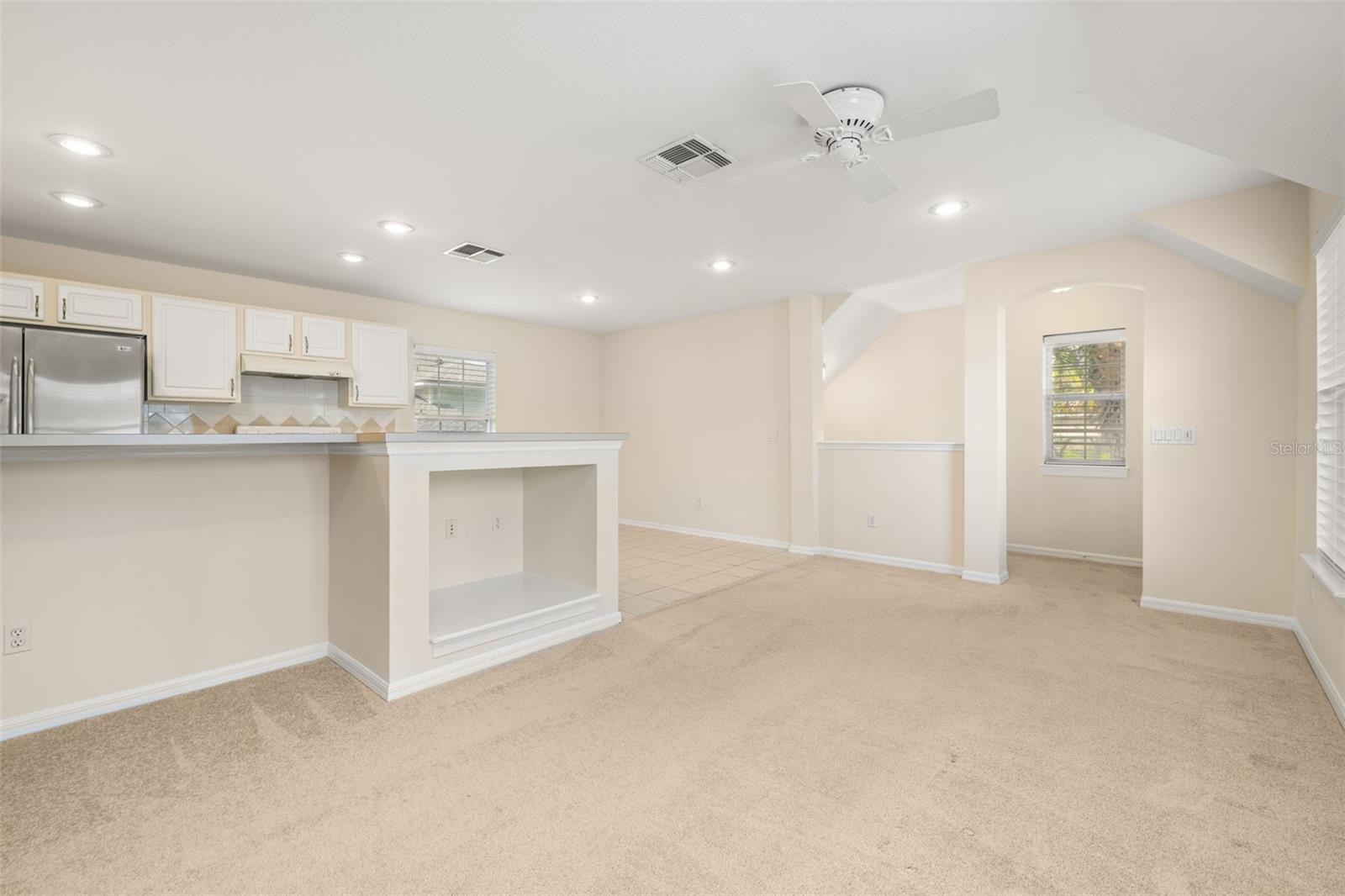 CELEBRATION EAST VILLAGE UNIT 04 - Residential Lease