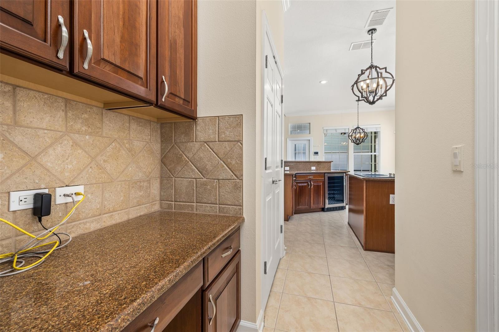 CELEBRATION EAST VILLAGE UNIT 04 - Residential Lease