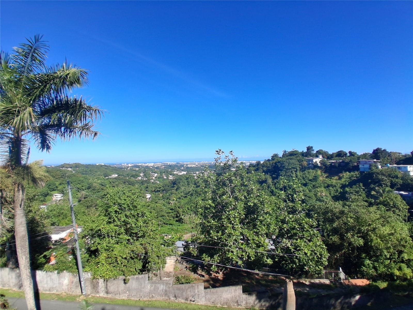 CAIMITO ALTO - Residential