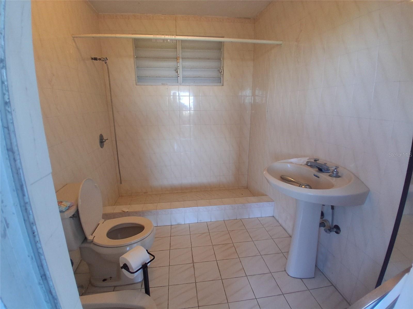 CAIMITO ALTO - Residential