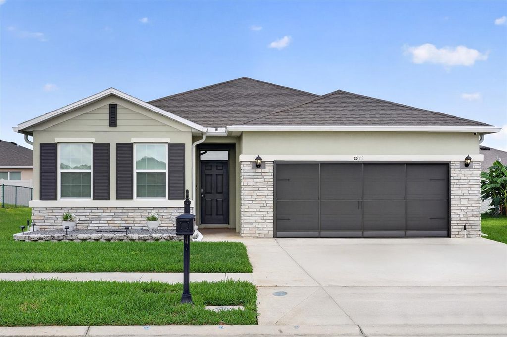 Photo of 8872 SW 63rd Avenue, Ocala, FL 34476 (MLS # OM725687)