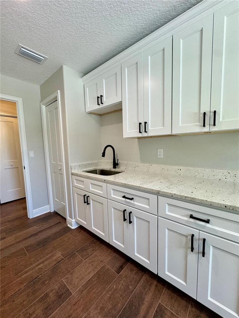 Tiny photo for 18441 SW 66th Loop, Dunnellon, FL 34432 (MLS # OM734792)