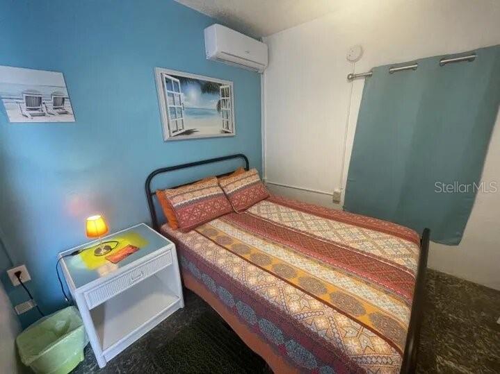 DEWEY - Commercial Sale