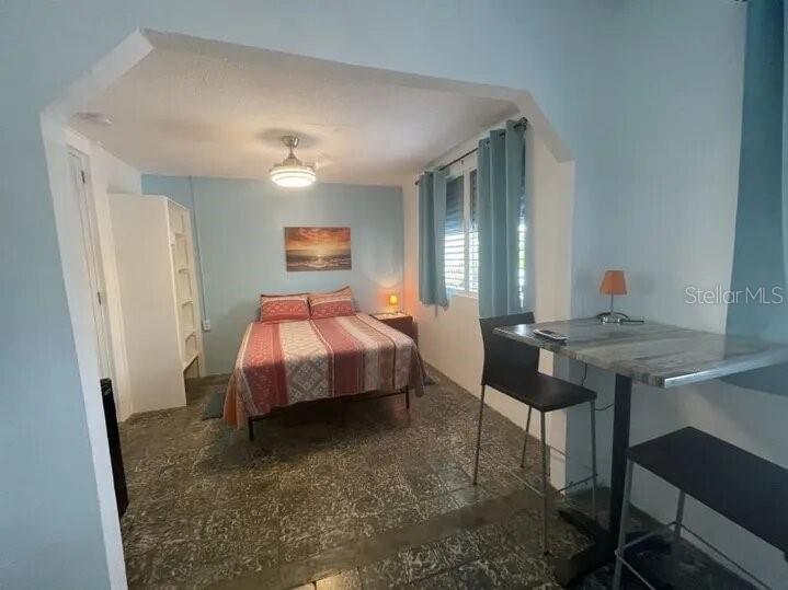 DEWEY - Commercial Sale