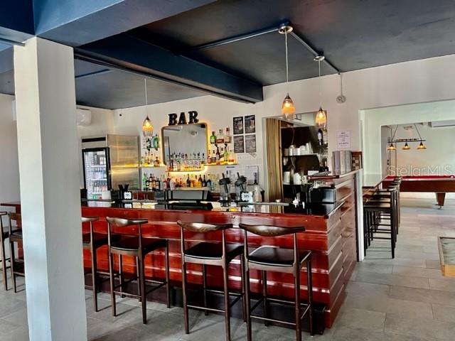 DEWEY - Commercial Sale