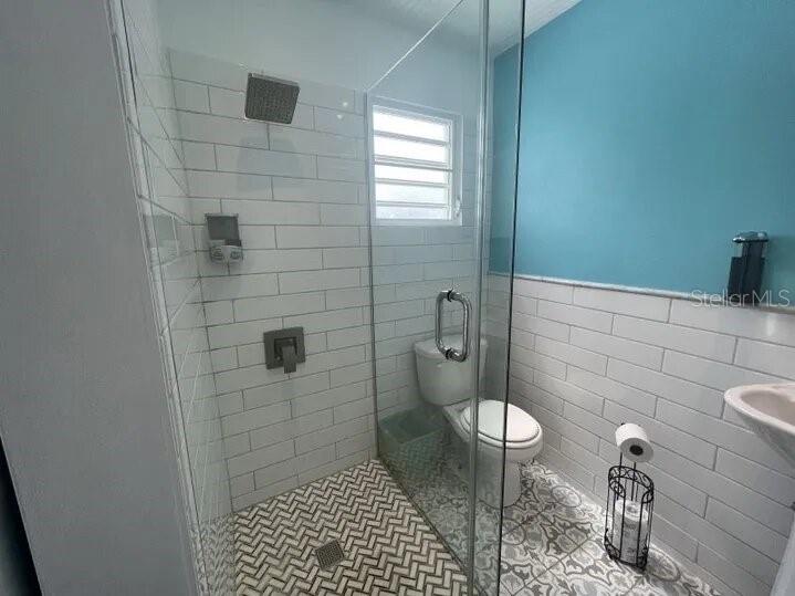 DEWEY - Commercial Sale